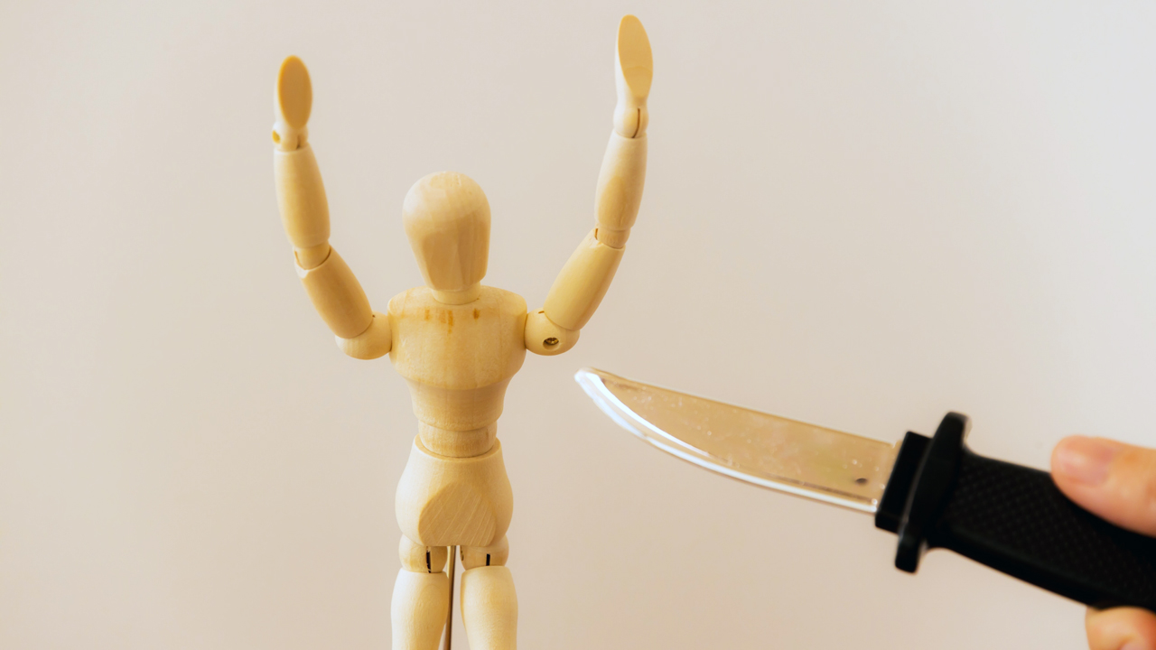 英語ニュース　英単語、英熟語　threatens